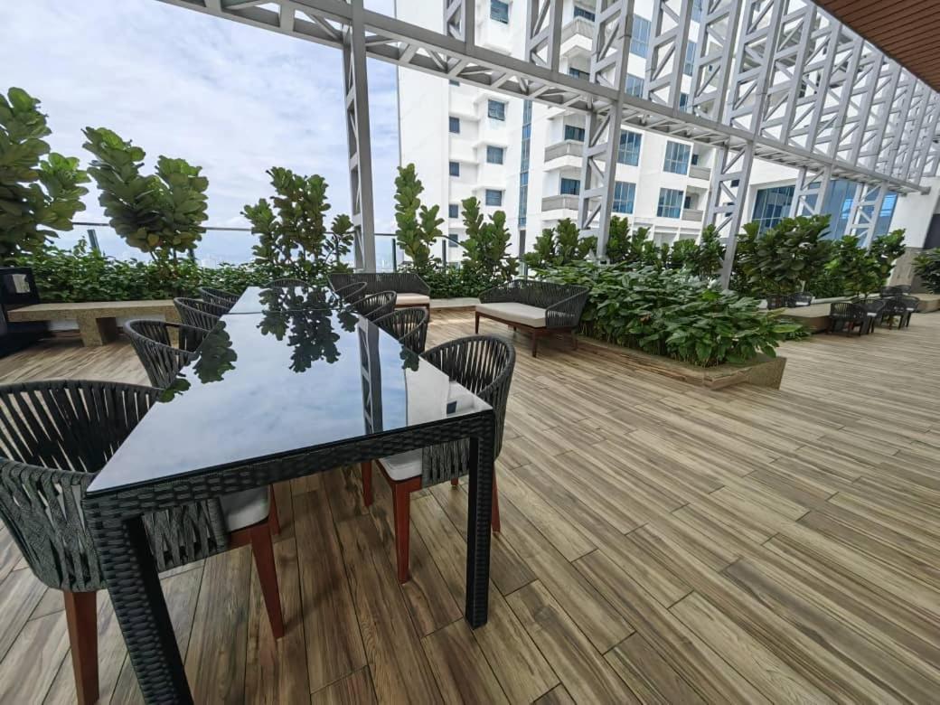 Ferienwohnung Colony By Infinitum Klcc Kuala Lumpur Exterior foto
